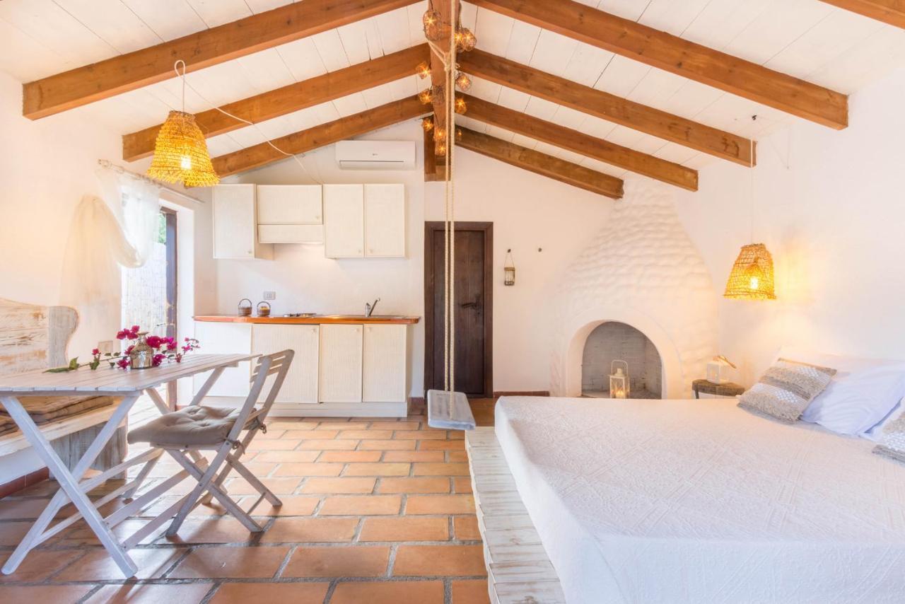 Deppy Cottage Porto Columbu - Perd'E Sali Exteriör bild